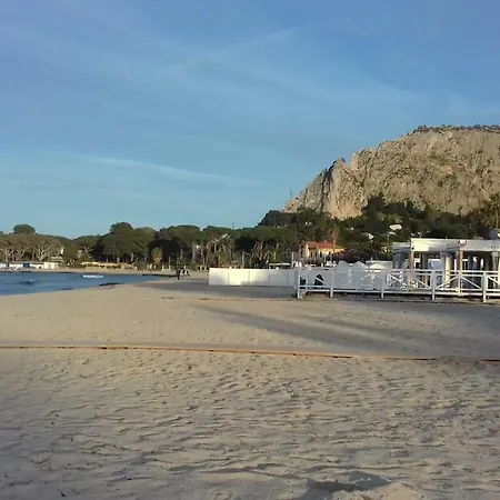 Principessa Jolanda Hébergement de vacances Mondello